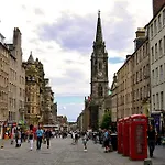 Grassmarket Apartment