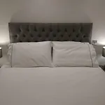 Edinburgh Fortyfour Apartment