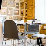 West Bow - Magical Harry Potter-Inspired Flat Near Edinburgh Castle