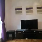 Edinburgh Holiday Apartment - Central Location