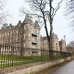 2 Bed Apartment At Quartermile
