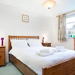 Powderhall Rigg, Canonmills Apartment