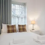 Modern Grassmarket Apartment