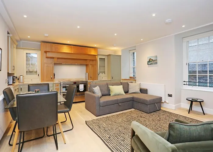 Joivy Modern And Airy Flat On The Historic Royal Mile