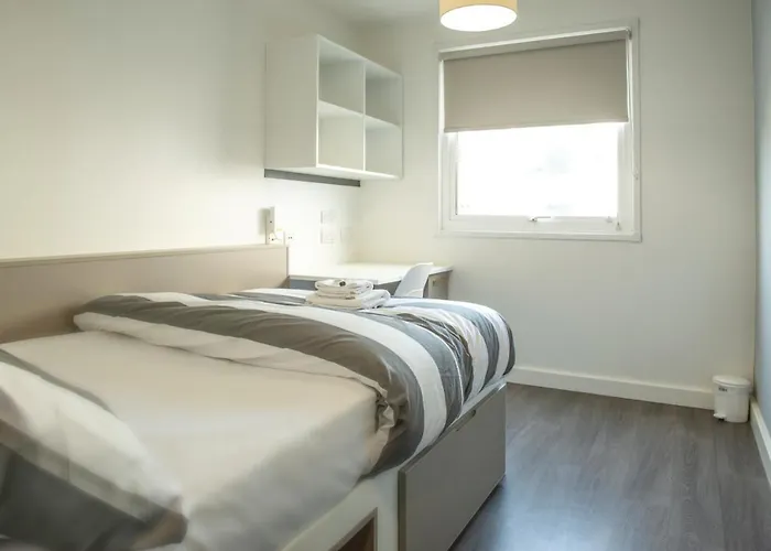En Suite Rooms & Studios, Edinburgh City Centre - Sk