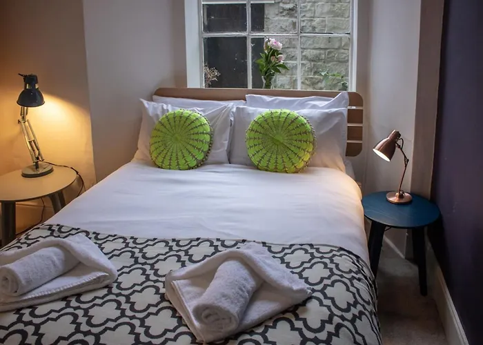 Beautifully Modernised New Town Home