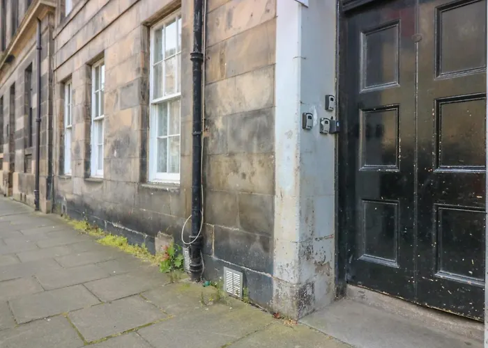 35 Barony Street