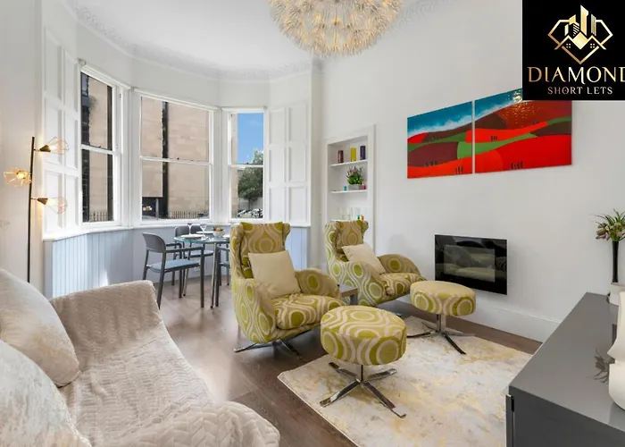 Spacious 1 Bed Ground Floor Apartment With Garden