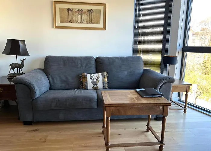 No. 5 Warriston, Canonmills Luxury Apartment