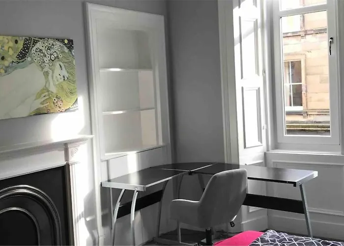 Grange Lone Entire Apartment With Two Double Beds