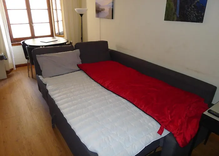 1 Bedroom Flat In Historic Cooperage Apartments Leith