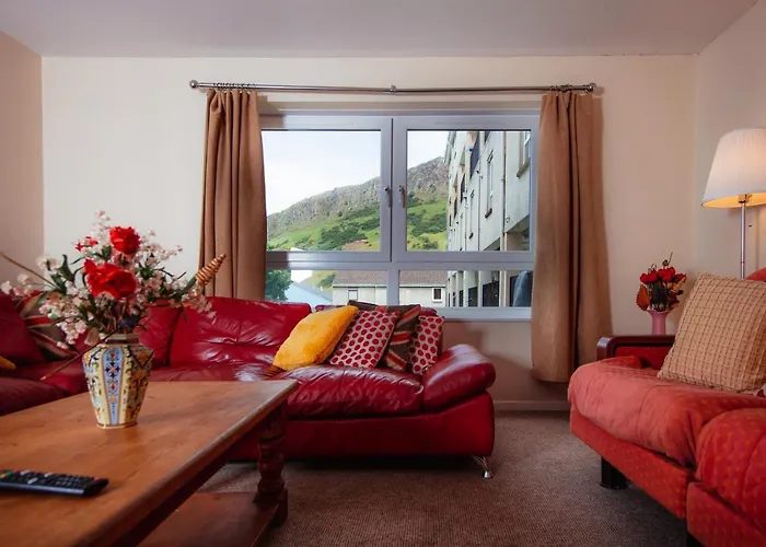 Fab Arthur Seat Views, Old Town Apartment