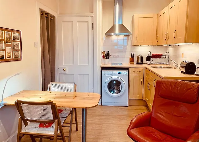 Royal Mile Apt, Just 1 Min From Edinburgh Castle!