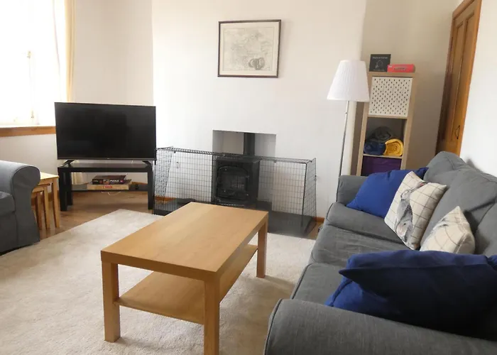 Central 2-Bed Flat In Edinburgh