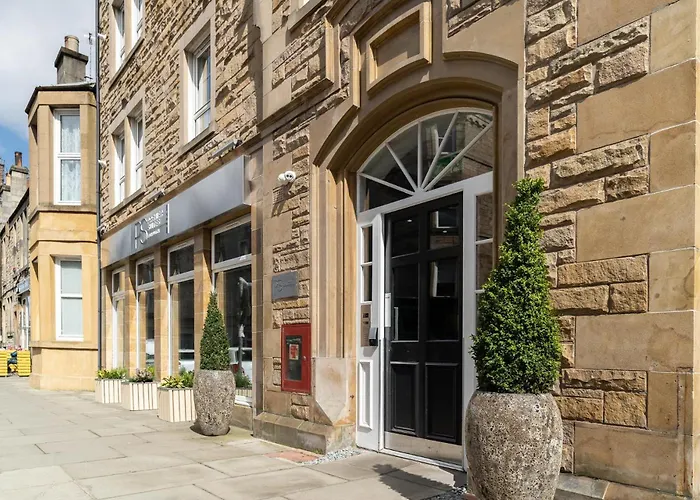 Premier Suites Edinburgh Fountain Court