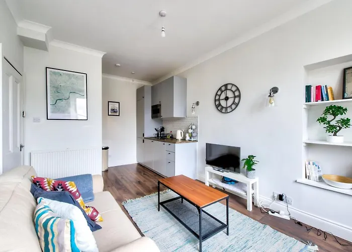Guestready - Cozy Apt In Southside, Edinburgh!