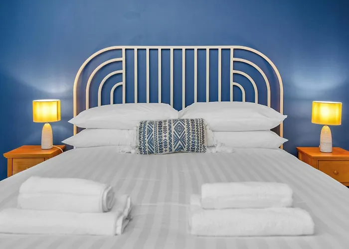 Guestready - Light & Airy Apartment In New Town