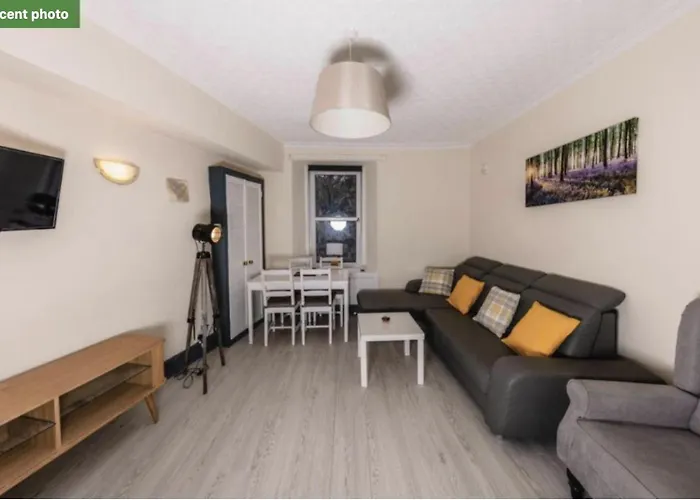 Warm & Welcoming Apartment By The Meadows! City Center 7