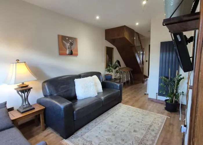 Self-Catering Extended Family Home