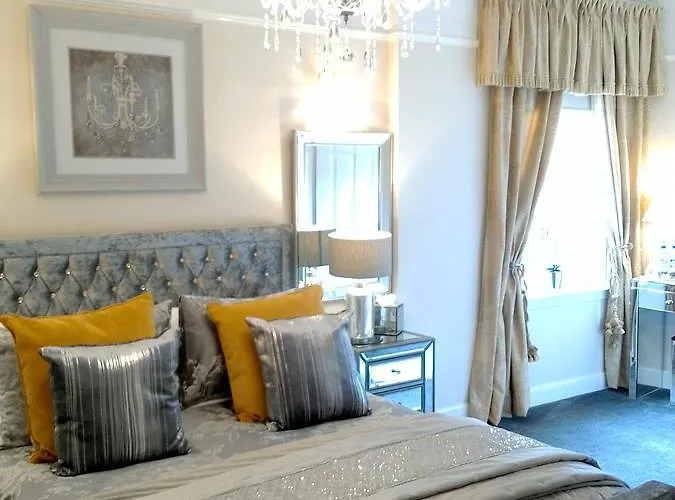 Aaran Lodge Guest House