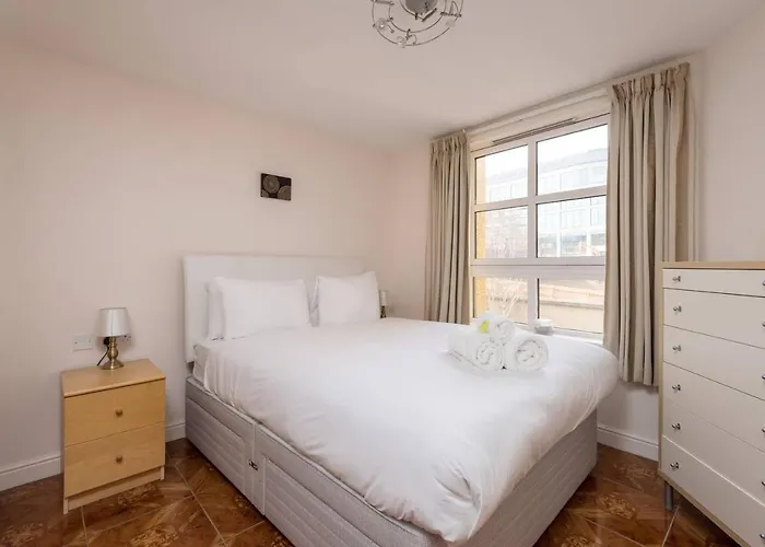 Joivy Old Town Apartment With Parking Close To Royal Mile