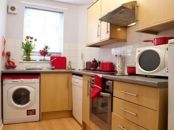 Modern 2 Bedroom Apartement