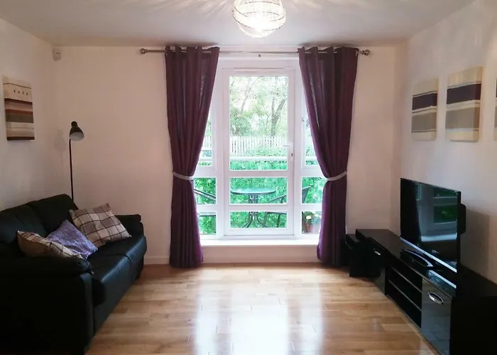 Edinburgh Holiday Apartment - Central Location