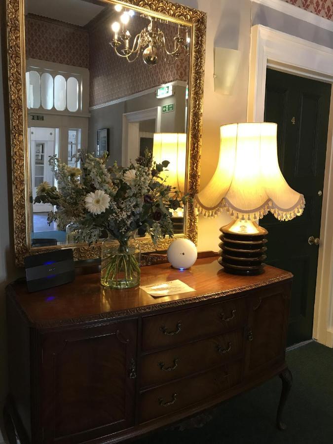 Playfair House 3*