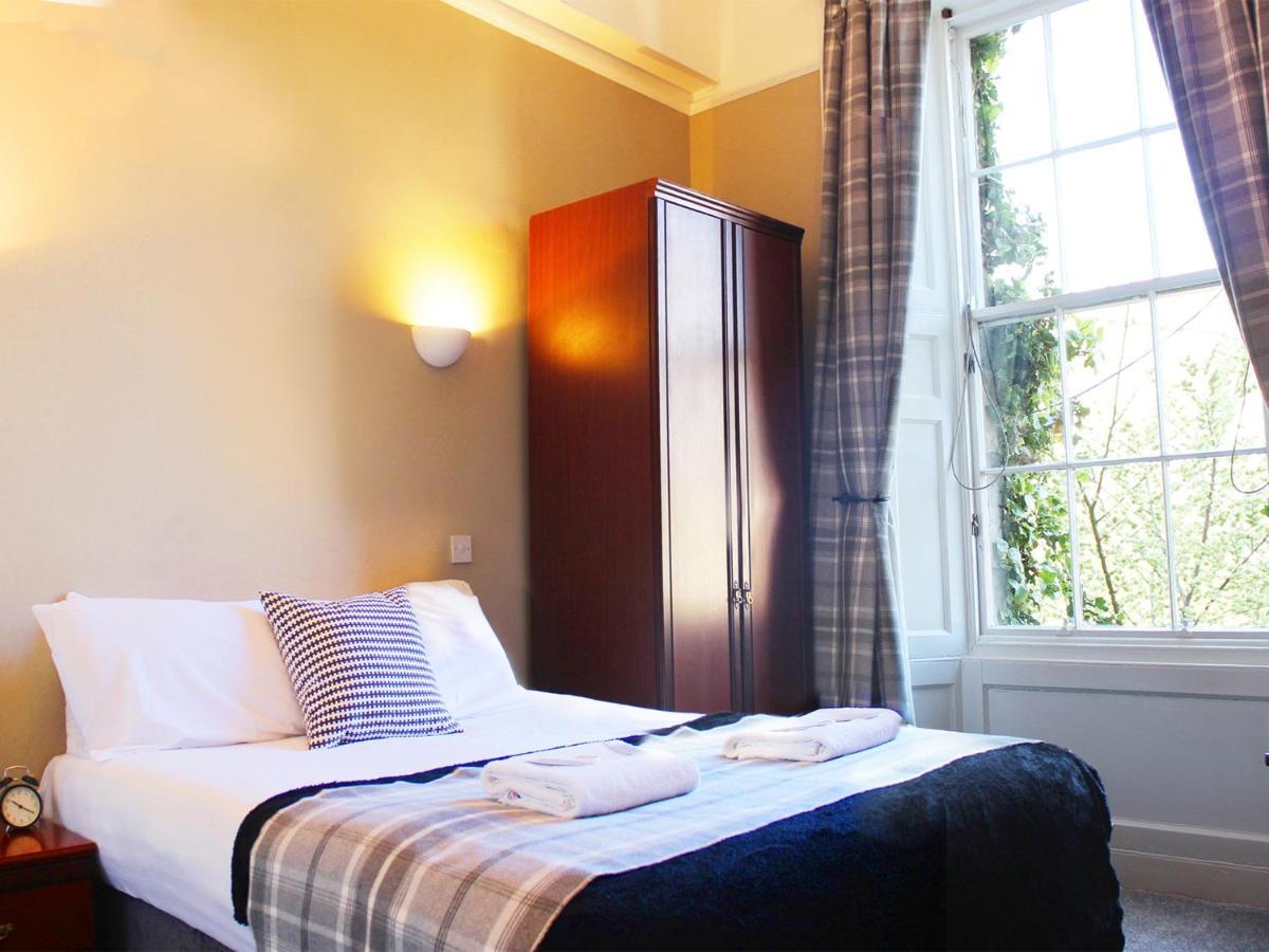 Playfair House 3*