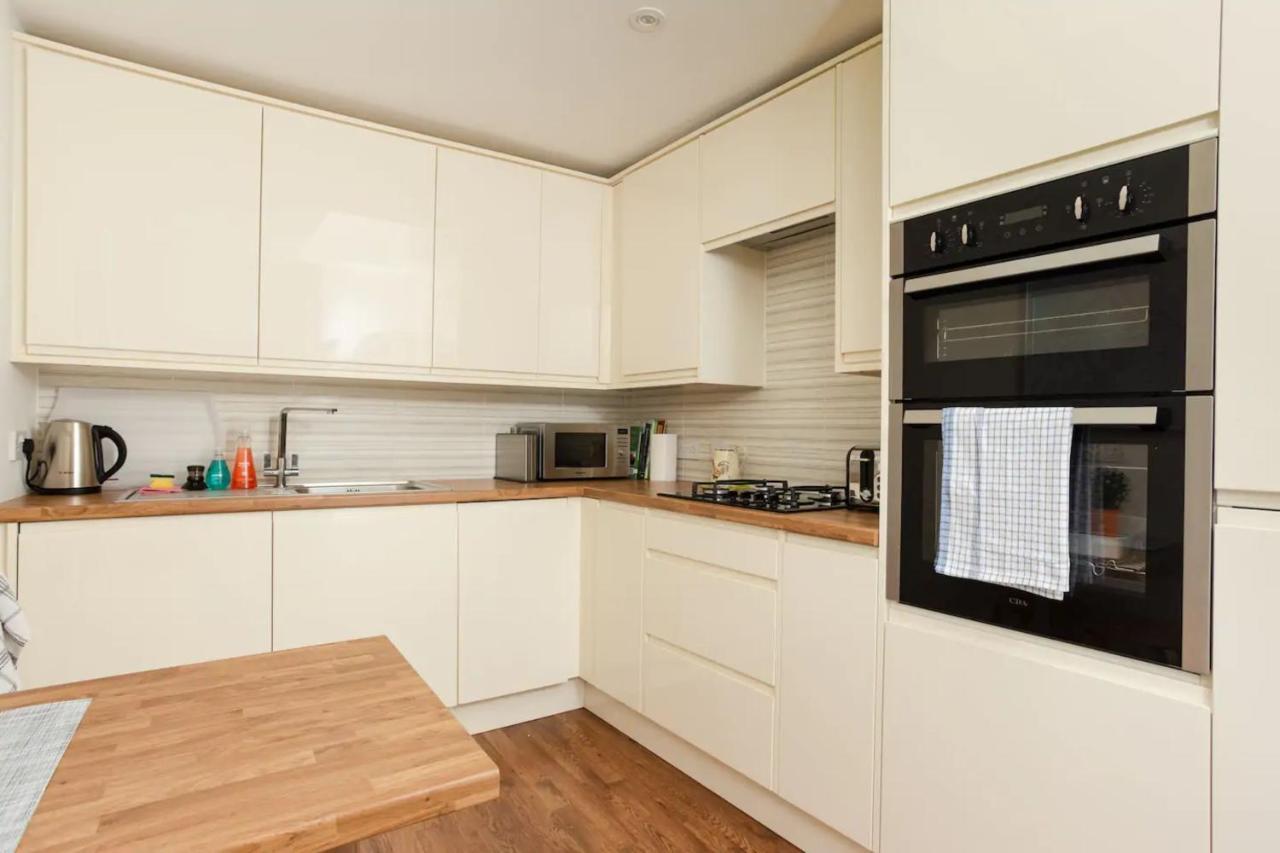 Luxury Morningside With Patio Holiday home Edinburgh
