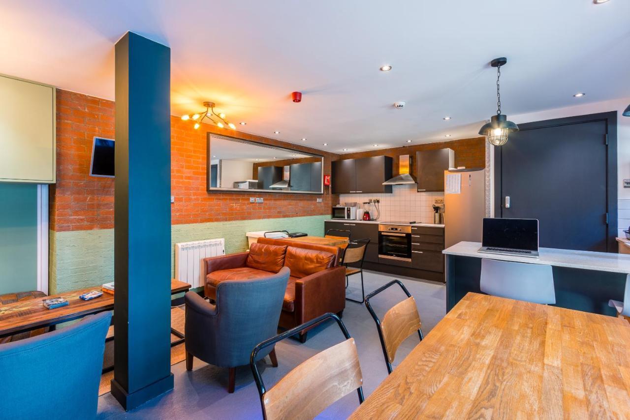 Code Pod - The Loft - Hostel