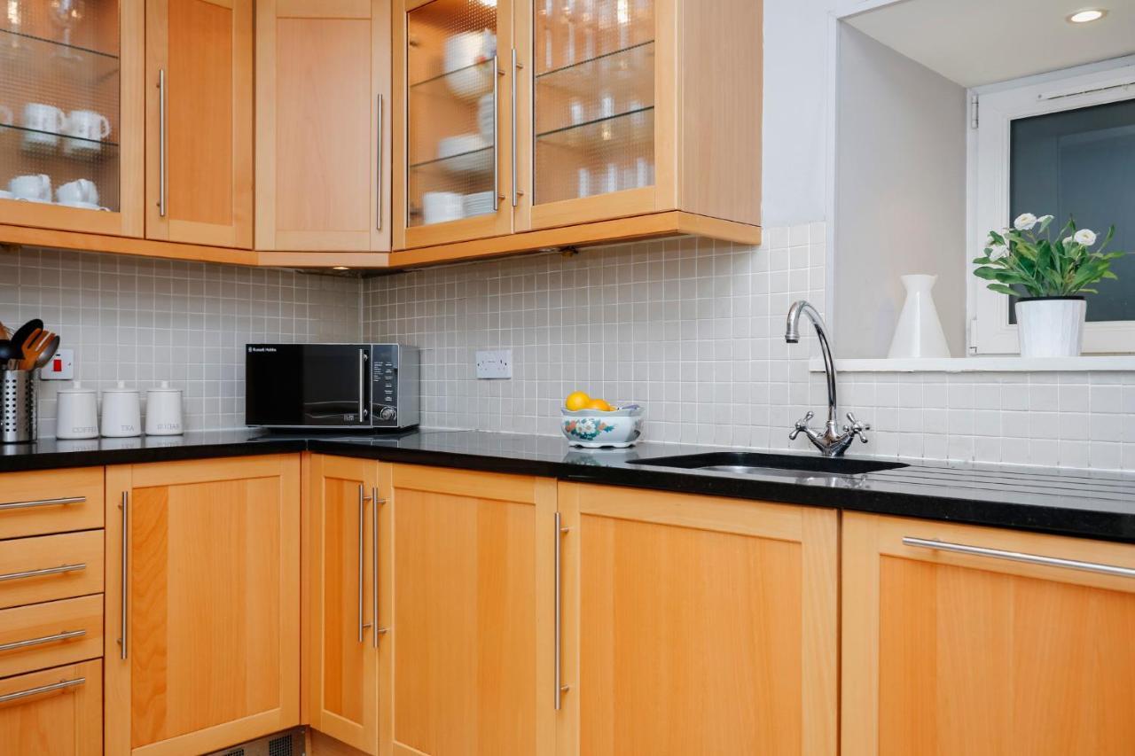 Apartment Royal Mile Mansions 14 Edinburgh