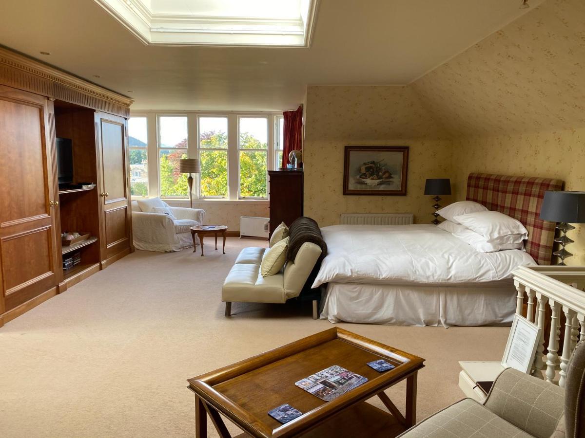 Claremont House Bed & Breakfast