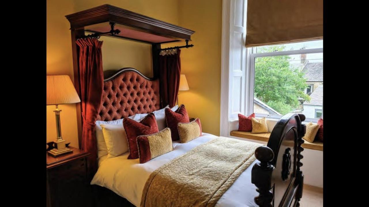 Martins Guest House 3*