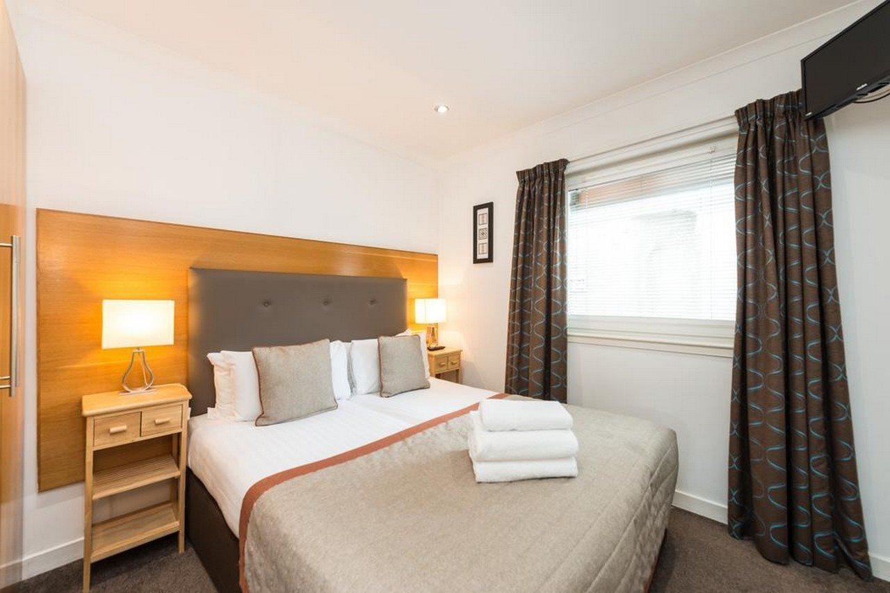 Fountain Court - Harris 4*