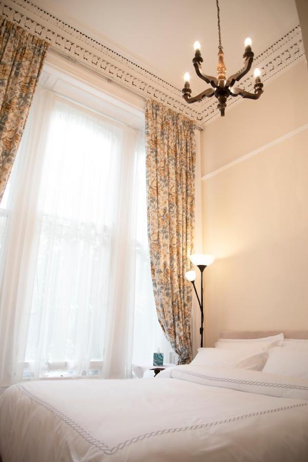 Georgian House 4*