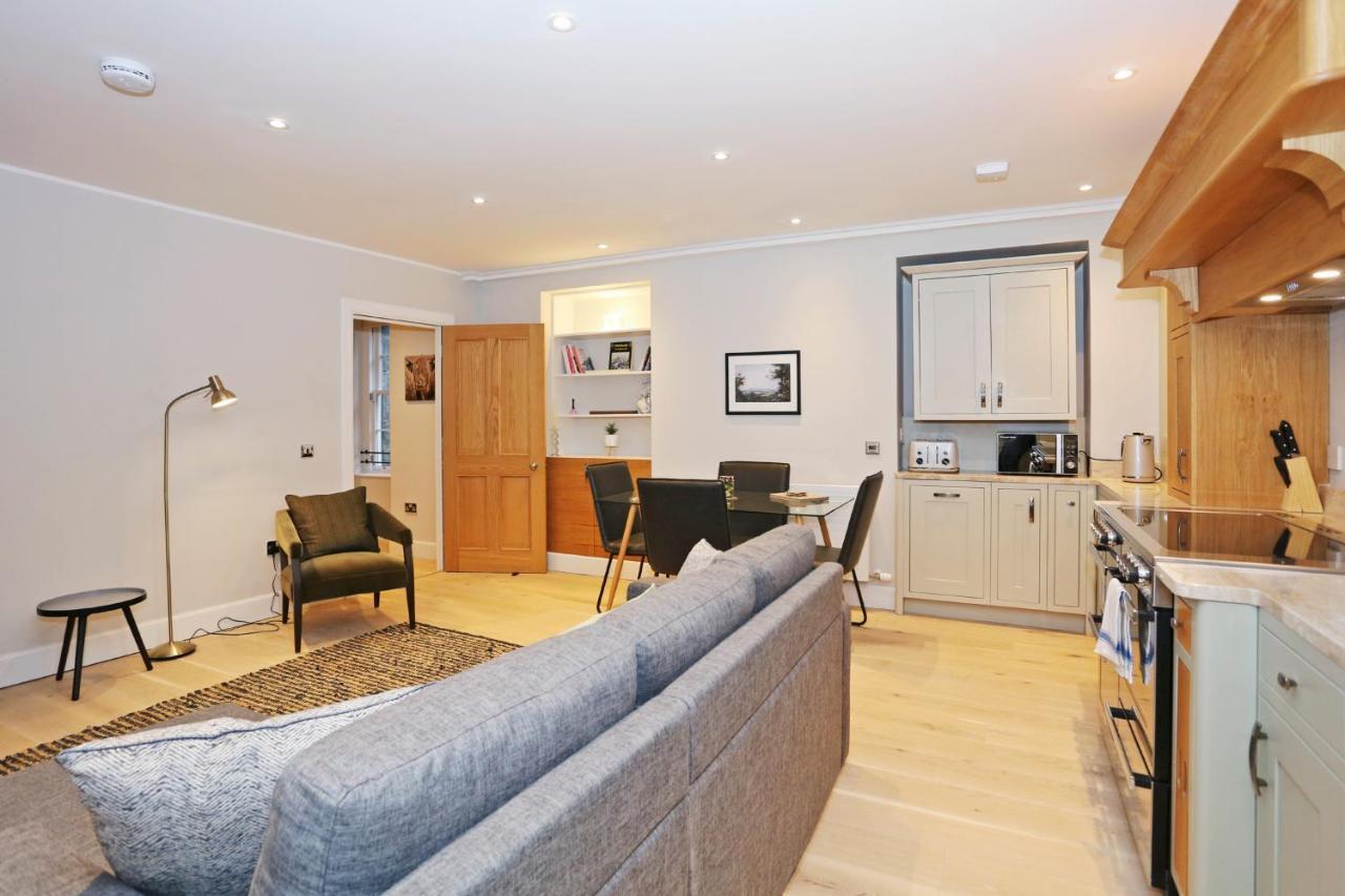 Joivy Modern And Airy Flat On The Historic Royal Mile