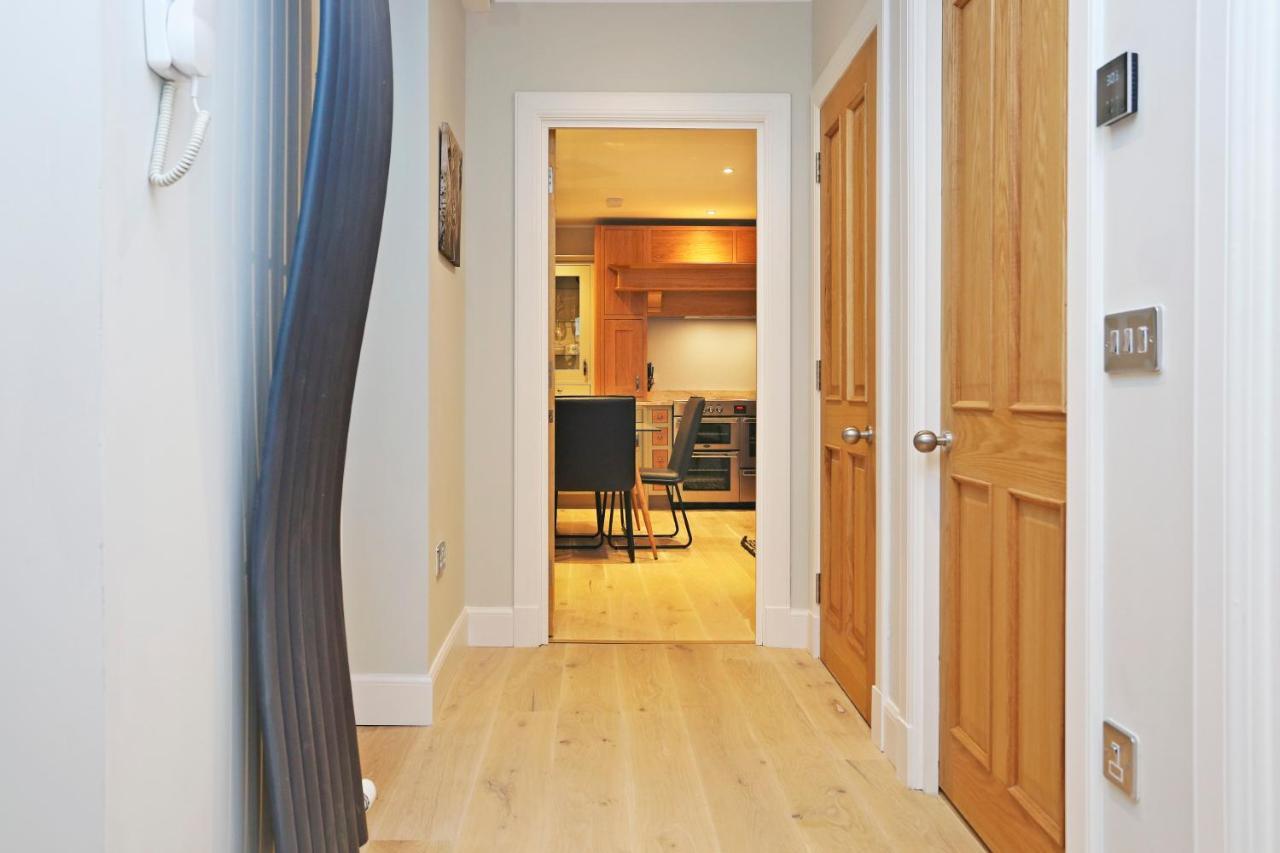 Joivy Modern And Airy Flat On The Historic Royal Mile