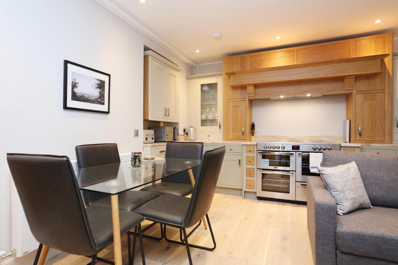 Joivy Modern And Airy Flat On The Historic Royal Mile *