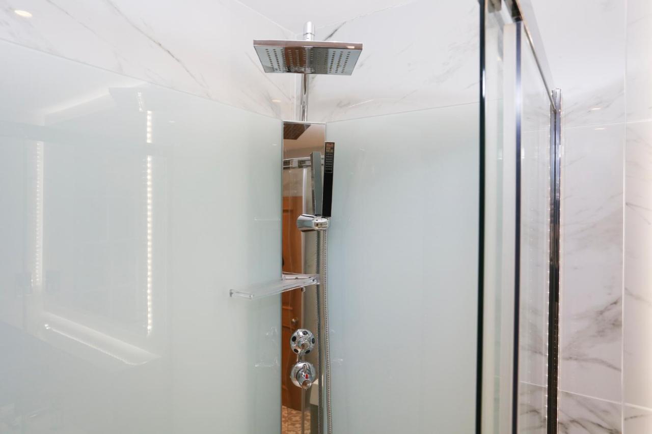 Joivy Modern And Airy Flat On The Historic Royal Mile