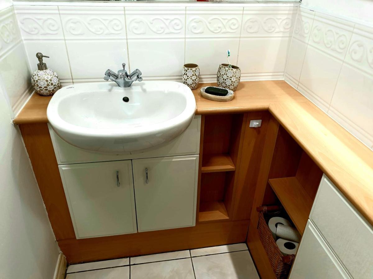 Central En-suite Homestay *