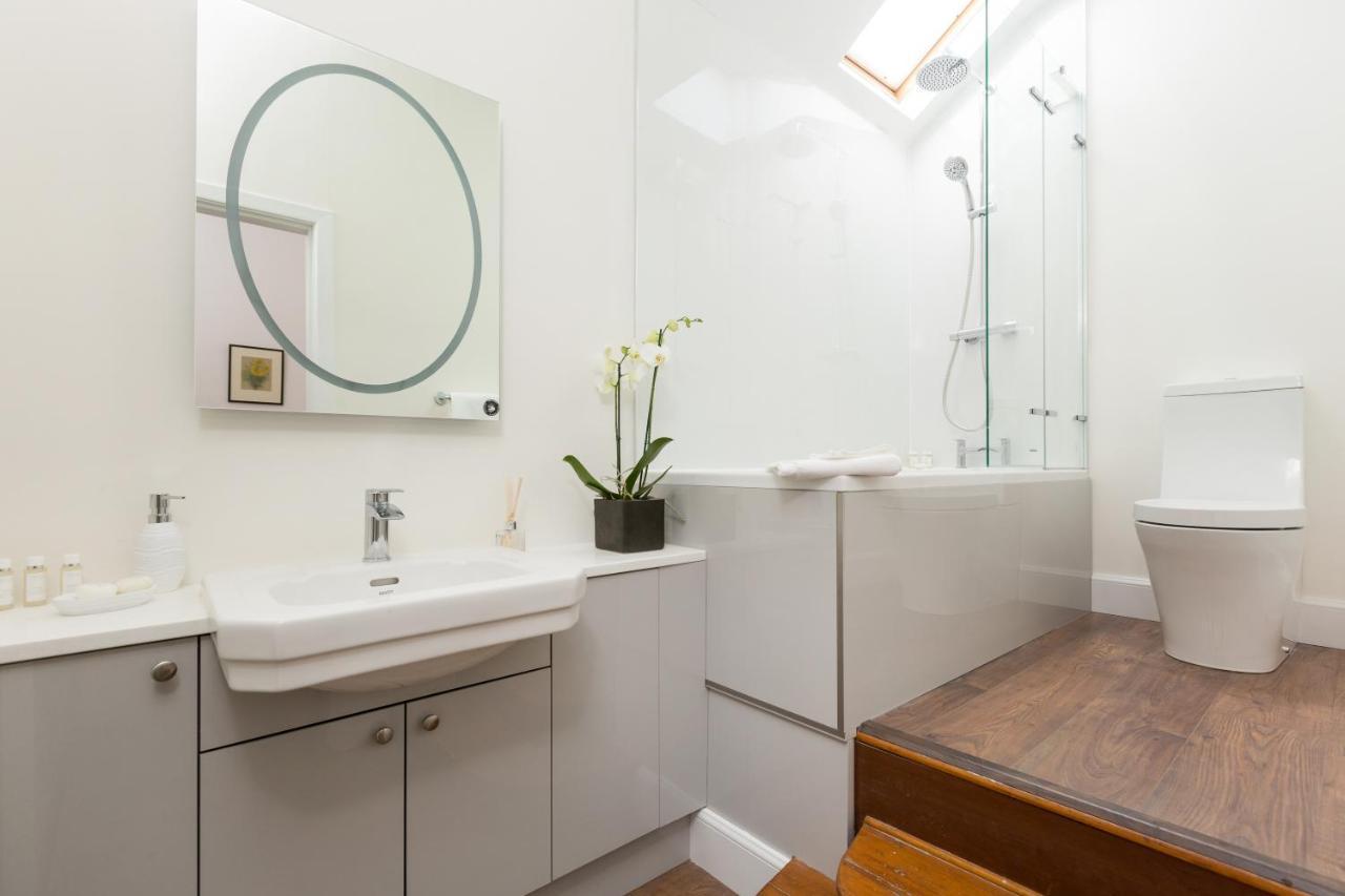 Gloucester Lane - Central Mews Holiday home