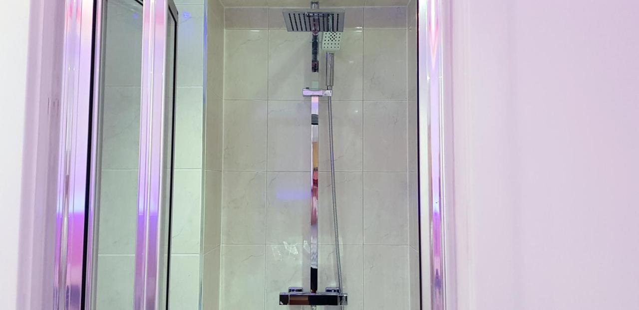 Aparthotel Crosskeys 双金匙公寓 EDI
