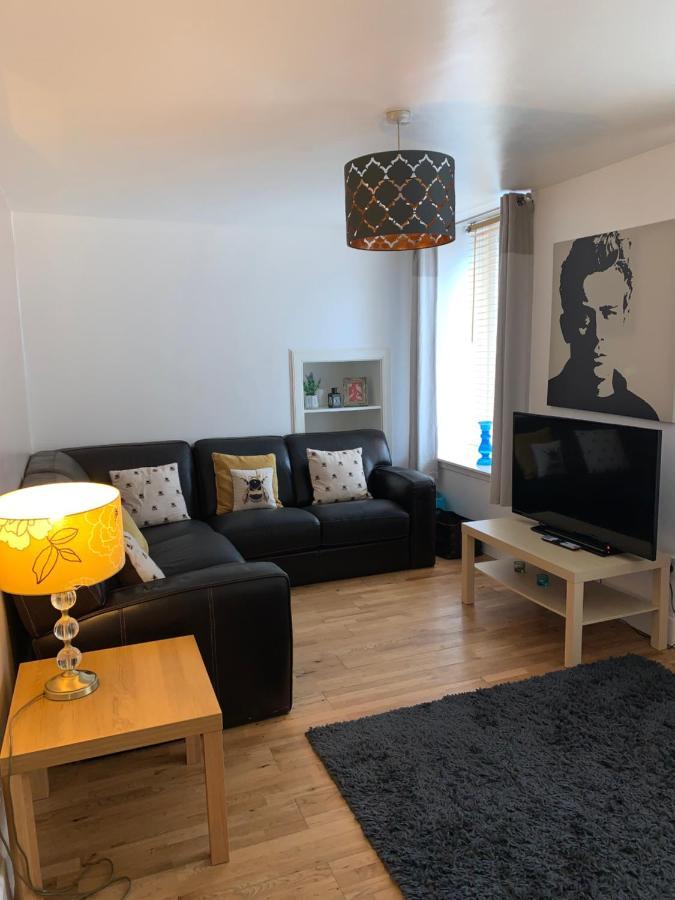 Apartment Charming 5-bed In *
