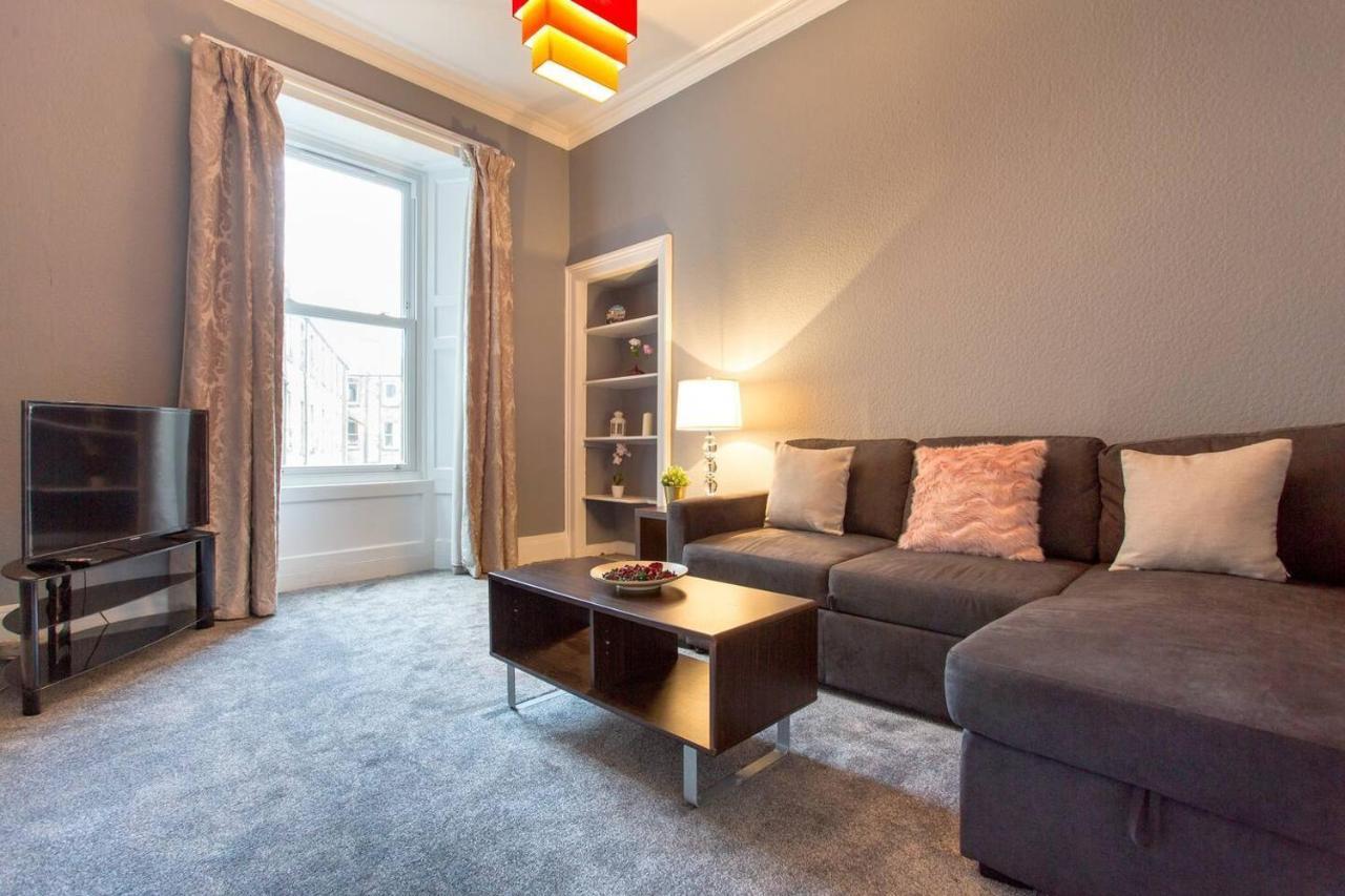 Stunning 2-bed In Apartment Edinburgh