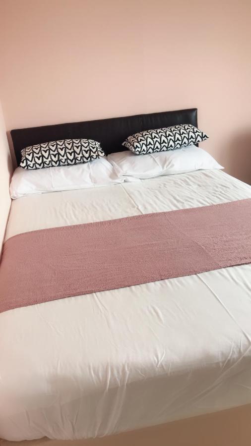Centre Old Town 3 Bedrooms * EDI