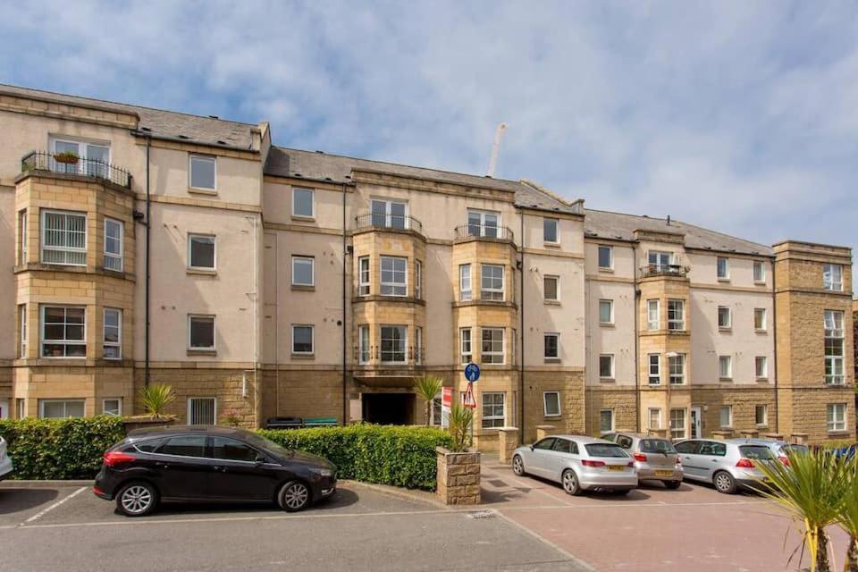 Dicksonfield - Modern 2 Bed, 2 Bath Close To Centre Appartement