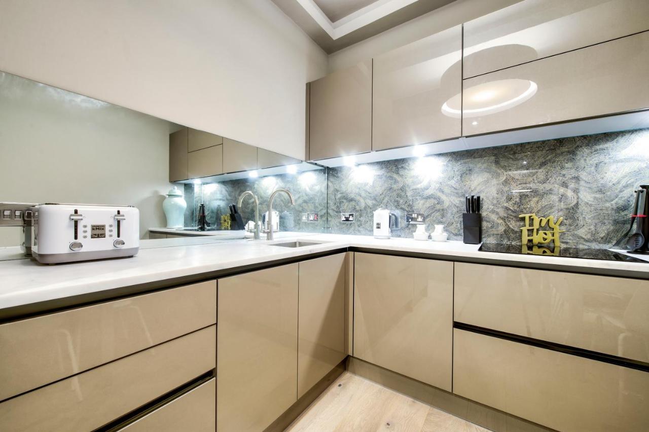 Hamilton Place - Beautiful And With Private Entrance Sleeps 4 Appartement
