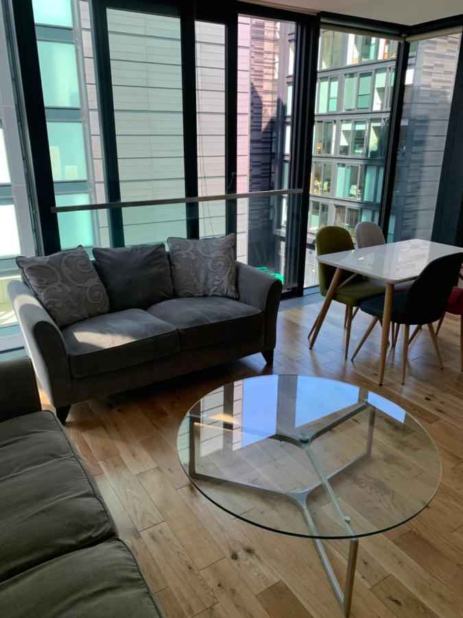 Quartermile 1 Bedroom - With Free Parking Included * EDI