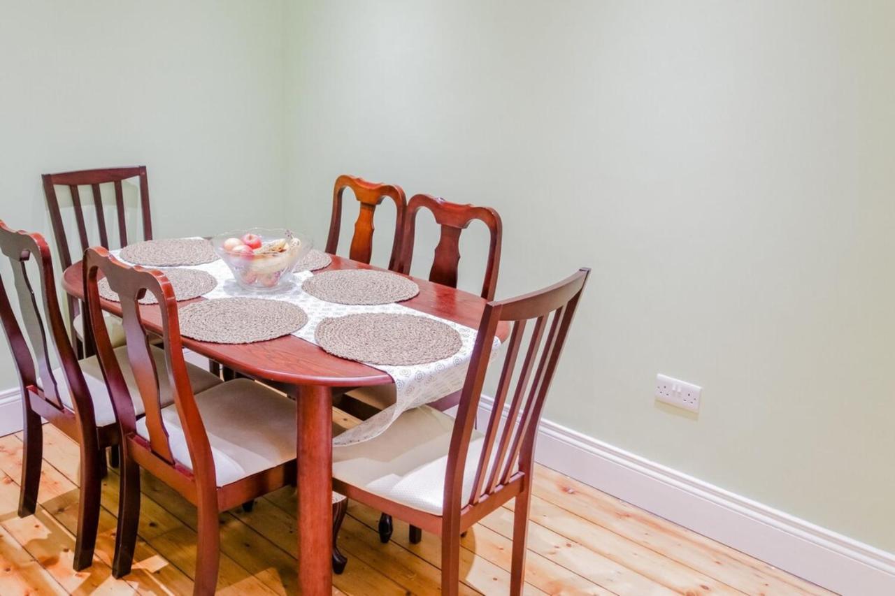 Newly Furnished 2 Bedroom On Leith Walk